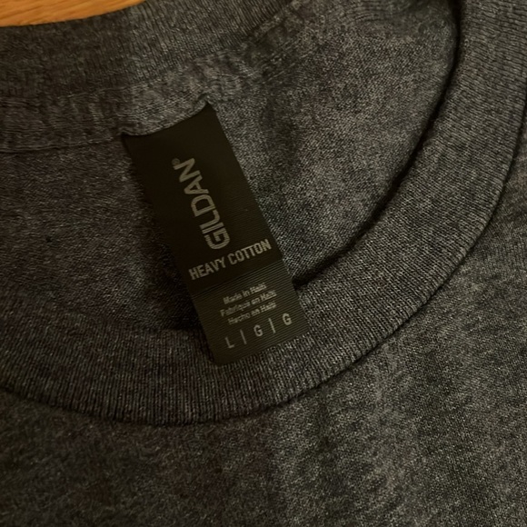 Gilmore Girls Stars Hallow T-Shirt NWOT - Picture 4 of 4